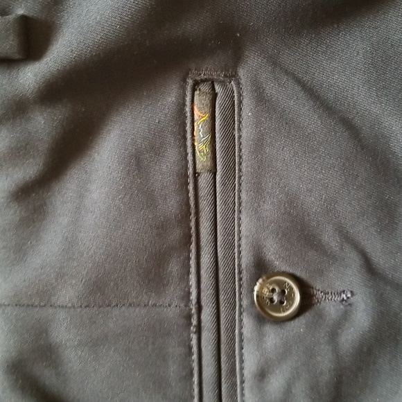 NWOT Greg Norman Golf Shorts - Picture 5 of 10